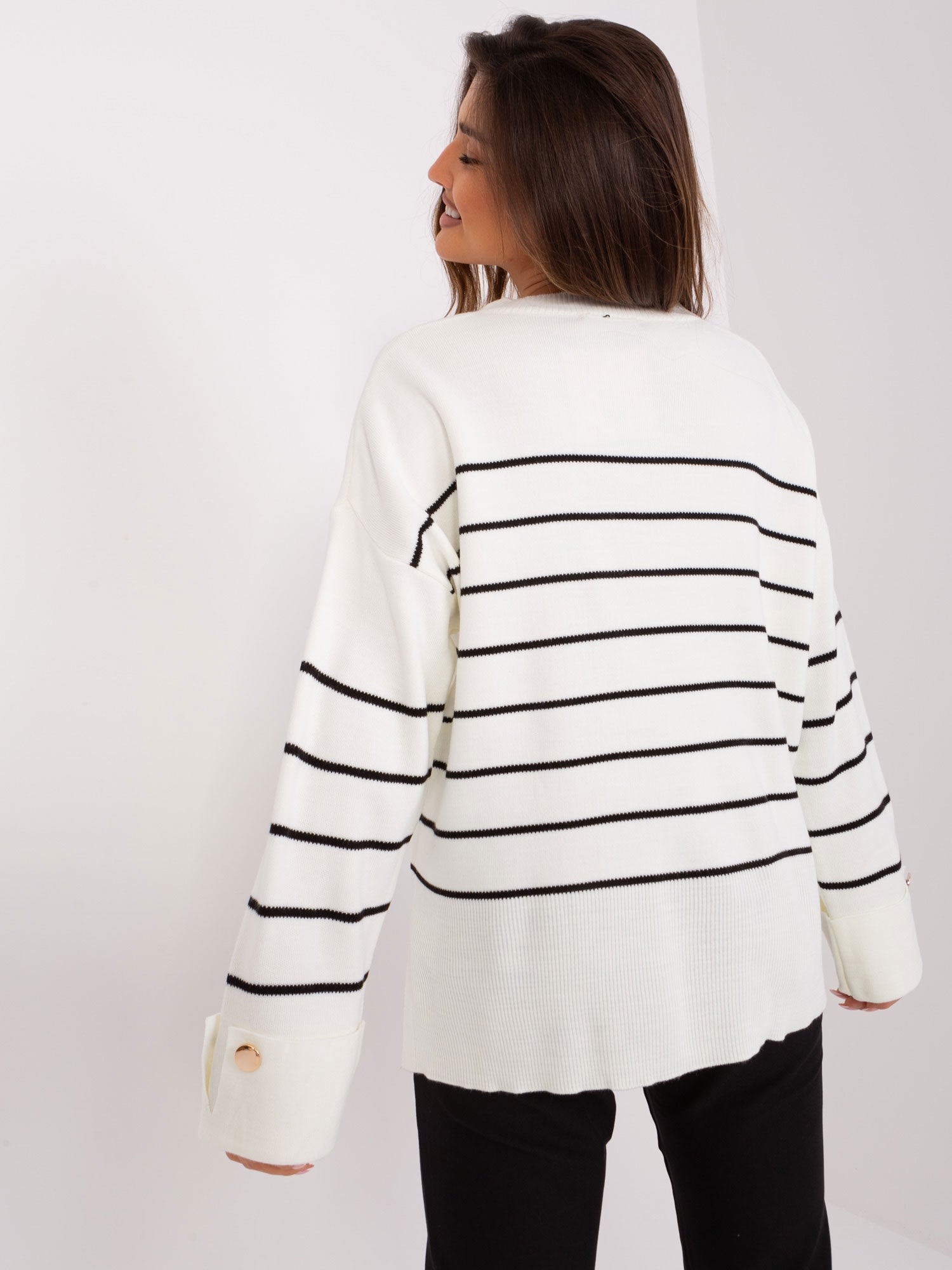 Mid-length flared cardigan
