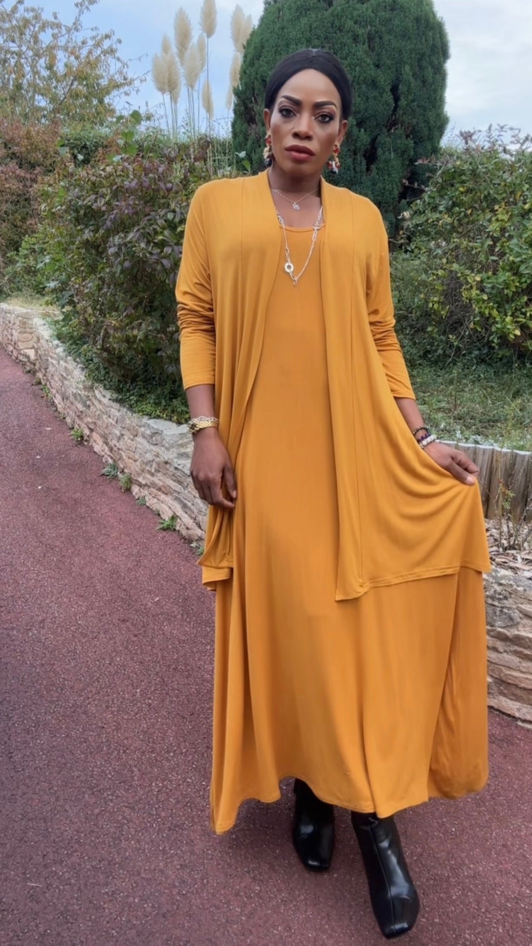 Ensemble gilet mi-long &amp; robe moutarde