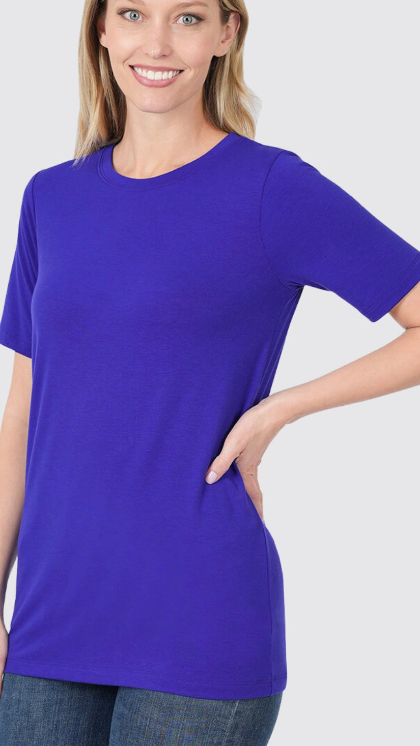 Round neck short-sleeved t-shirt
